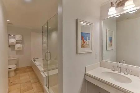 Harborside at Charleston Harbor Resort and Marina - 38