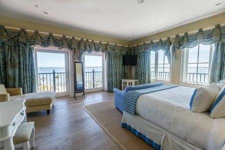 Harborside at Charleston Harbor Resort and Marina - 39