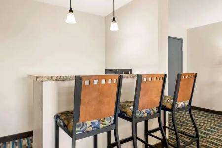 Days by Wyndham Mesa Near Phoenix - 22