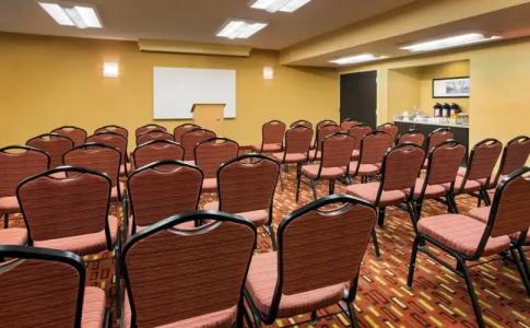 Courtyard by Marriott Phoenix Mesa - 21