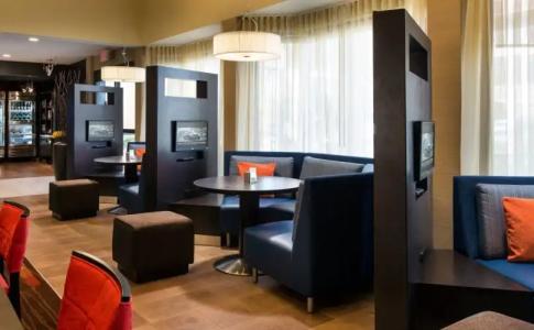 Courtyard by Marriott Phoenix Mesa - 12