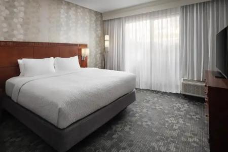 Courtyard by Marriott Phoenix Mesa - 4