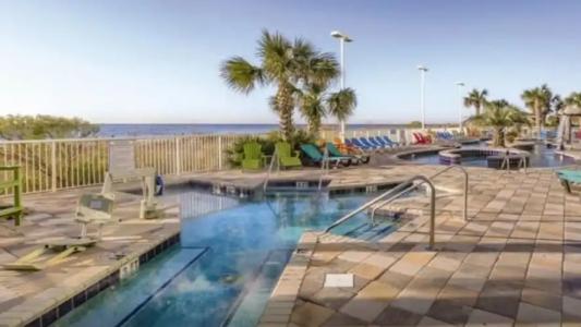 Club Wyndham Towers on the Grove - 10