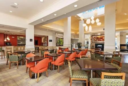 Hilton Garden Inn Overland Park - 20