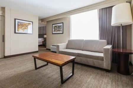 DoubleTree by Hilton Park City - The Yarrow - 10