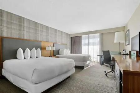 DoubleTree by Hilton Park City - The Yarrow - 39