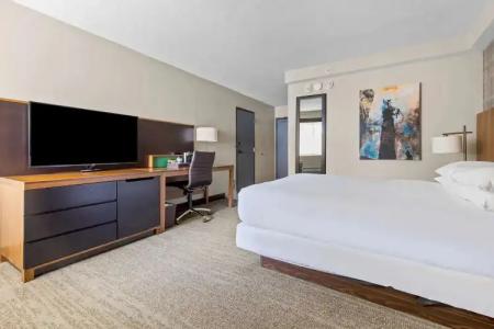 DoubleTree by Hilton Park City - The Yarrow - 23