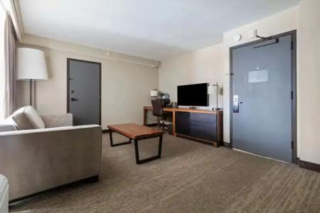 DoubleTree by Hilton Park City - The Yarrow - 53