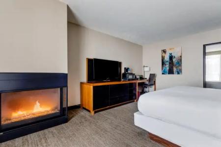 DoubleTree by Hilton Park City - The Yarrow - 6