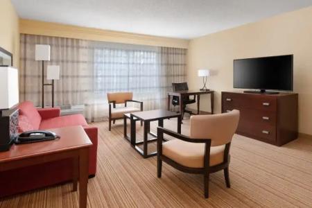 Courtyard by Marriott Dallas Plano in Legacy Park - 98