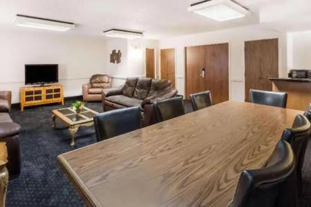 Wyndham Riverfront - 64