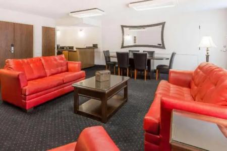 Wyndham Riverfront - 66