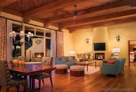 Four Seasons Resorts Scottsdale at Troon North - 3