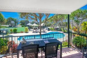 Beach Breakers Resort, Noosaville