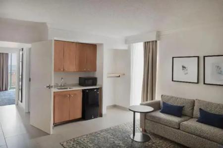 Sheraton Oceanfront - 216