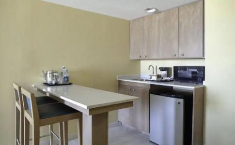 Sheraton Oceanfront - 24