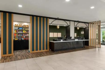 Sheraton Oceanfront - 49