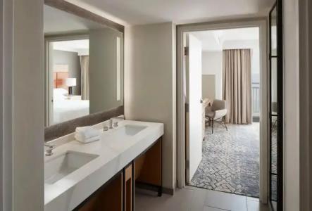 Sheraton Oceanfront - 45