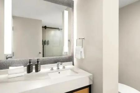 Sheraton Oceanfront - 213