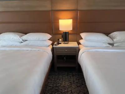 Sheraton Oceanfront - 2