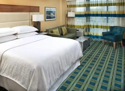 Sheraton Oceanfront - 3