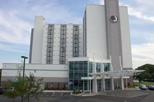 DoubleTree by Hilton Virginia Beach, Virginia Beach