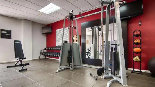 DoubleTree by Hilton Virginia Beach - 27