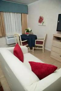 The Inn at Deep Canyon - 21