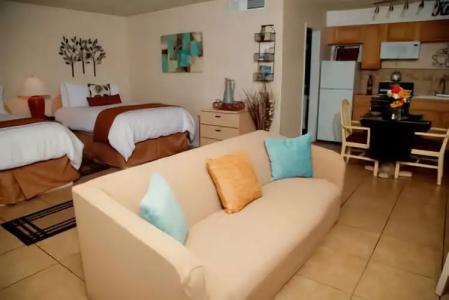 The Inn at Deep Canyon - 36