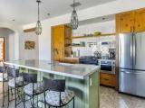 5 Bedrooms Cottage