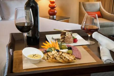 DoubleTree by Hilton Seattle Airport - 14