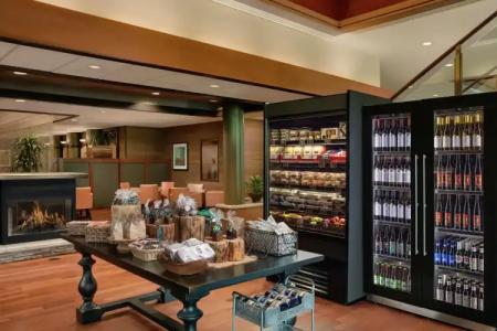 DoubleTree by Hilton Seattle Airport - 12