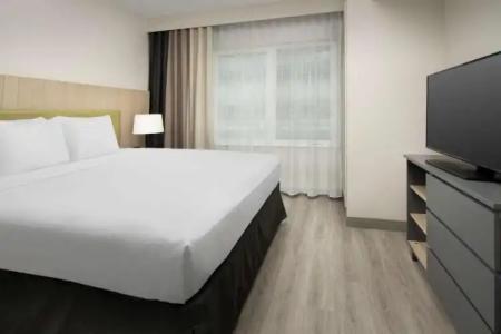 Country Inn & Suites by Radisson, Seattle-Tacoma International Airport, WA - 77