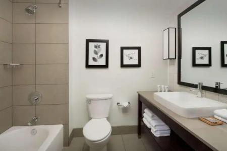 Country Inn & Suites by Radisson, Seattle-Tacoma International Airport, WA - 10