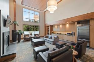 Cedarbrook Lodge, Seatac