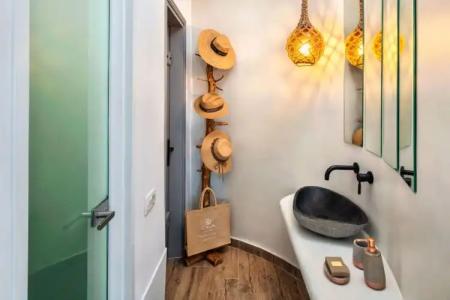 San Marino Suites by Calm Collection - 42