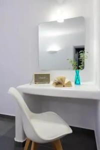 San Marino Suites by Calm Collection - 132