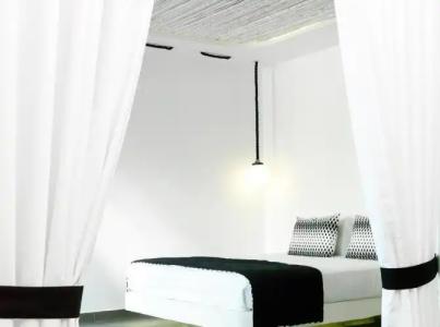 San Marino Suites by Calm Collection - 105