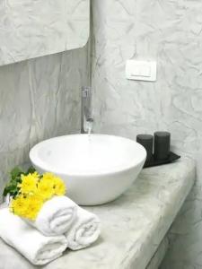 San Marino Suites by Calm Collection - 85