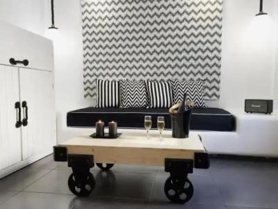 San Marino Suites by Calm Collection - 57