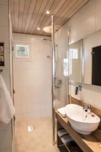 Santa Claus Holiday Village - 16