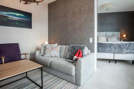 Santa Claus Holiday Village - 14