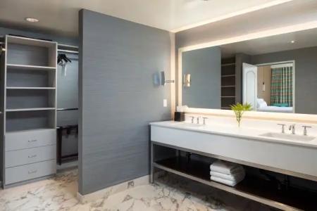 Sheraton Carlsbad Resort & Spa - 6