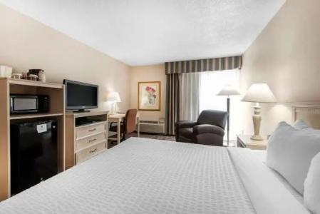 Clarion Inn Grand Junction Airport - 57