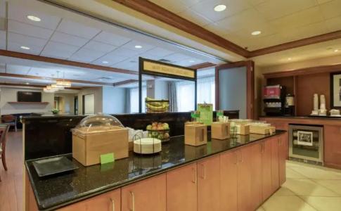 Hampton Inn Wilmington University Area - 11