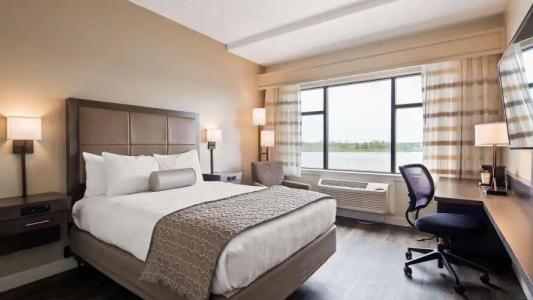 Best Western Plus Coastline Inn - 5