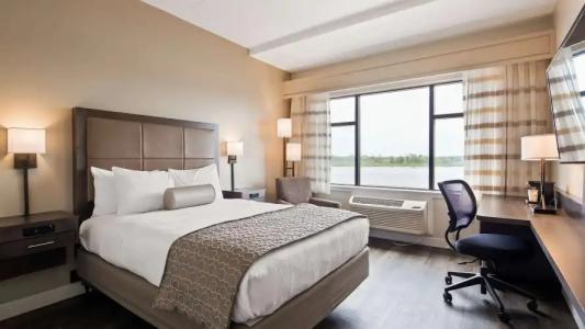 Best Western Plus Coastline Inn - 27