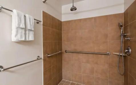 Best Western Plus Coastline Inn - 30