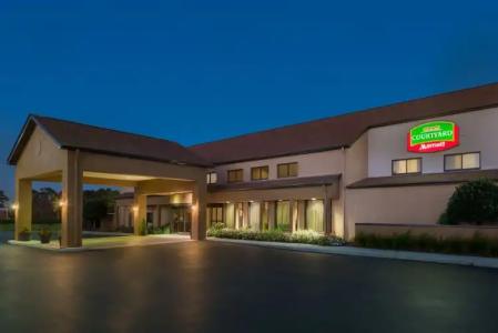 Courtyard by Marriott Wilmington/Wrightsville Beach - 19