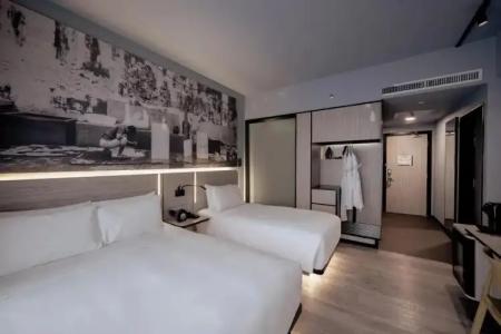 The Kuala Lumpur Journal - 74